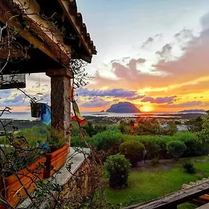 Couette-café Acchiappasogni, Porto San Paolo (Sardinia)